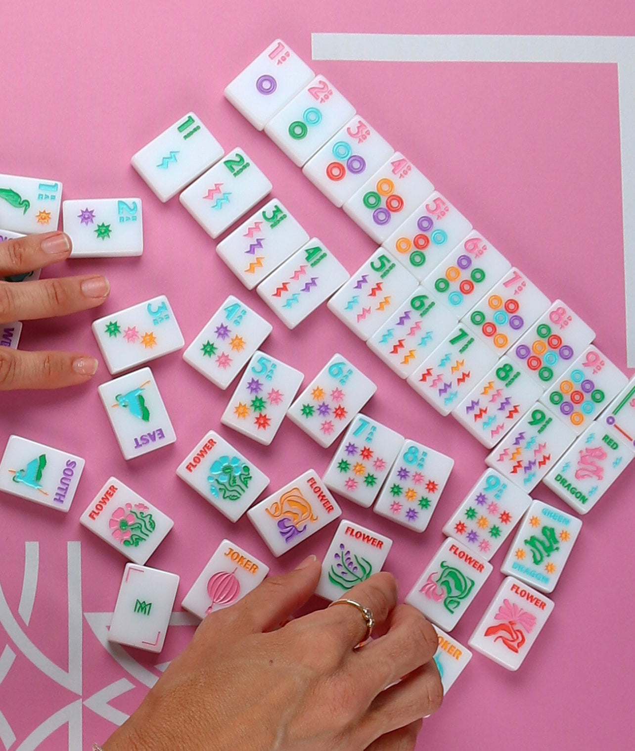 AMAHJ White Multi Signature Engraved Set